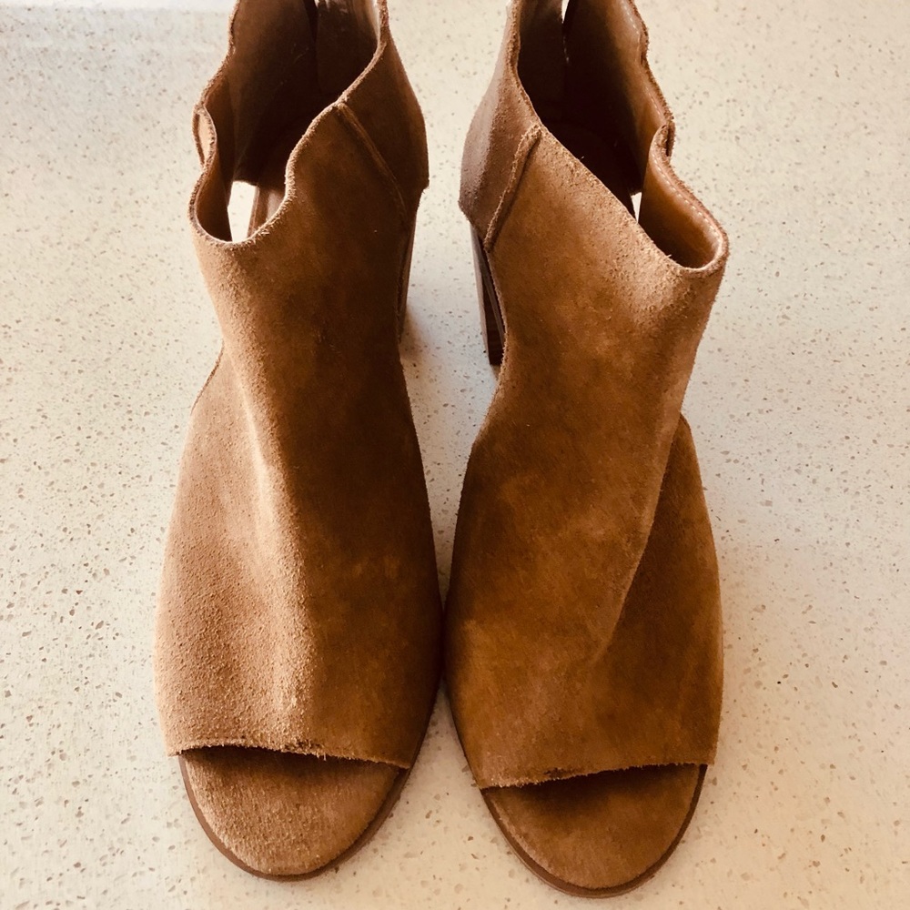 Lucky Brand Open Toe Bootie Sz 9.5